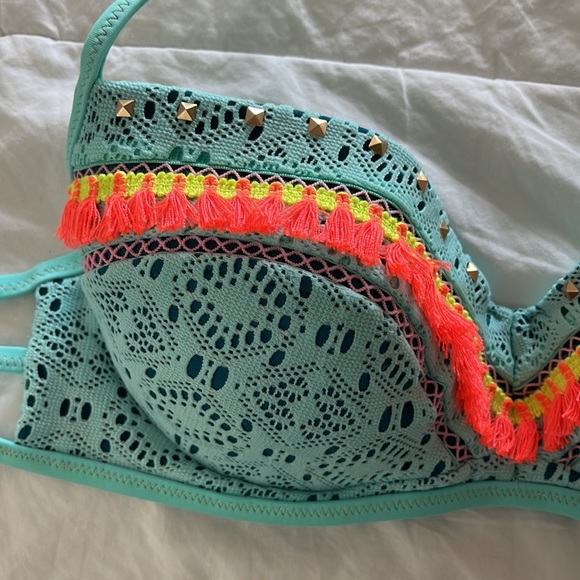 Shade shore padded underwire bikini - Picture 3 of 13